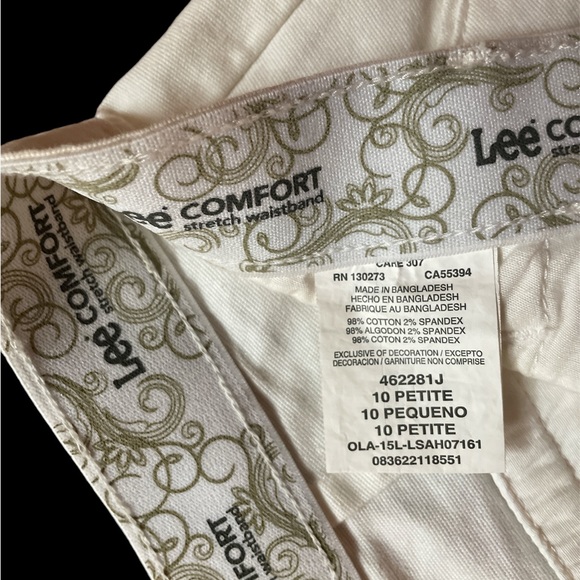 LEE Riders Comfort Waistband Bermuda Walking Shorts - Picture 5 of 5